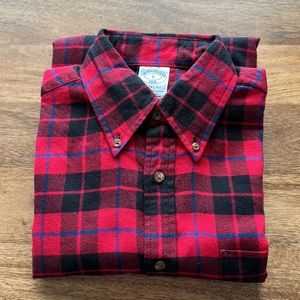 Brooks Brothers Red & black Regent fit plaid shirt 100% cotton festive size S